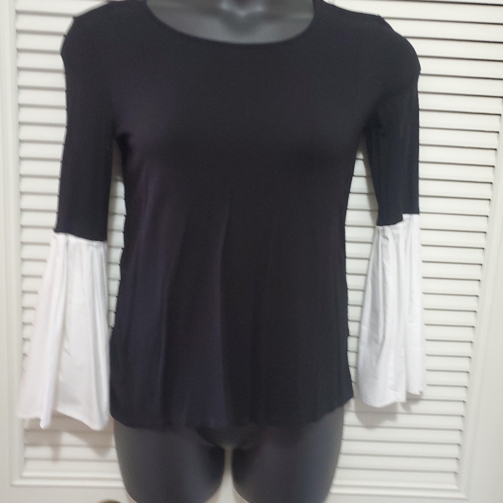 Vince Camuto Long Sleeve Bell Sleeve Top